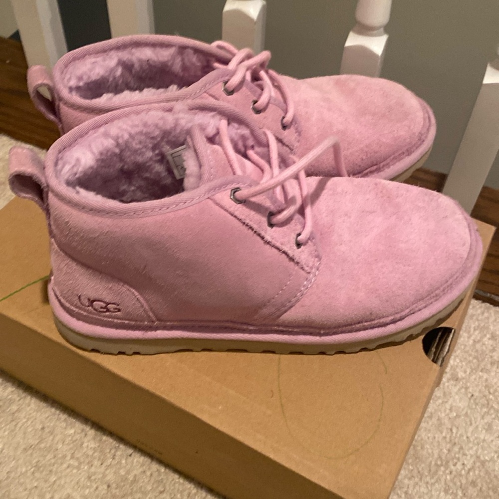 Ugg Neumel - Picture 1 of 5
